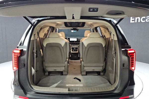 2024 Kia Carnival с пробегом 29 237 км