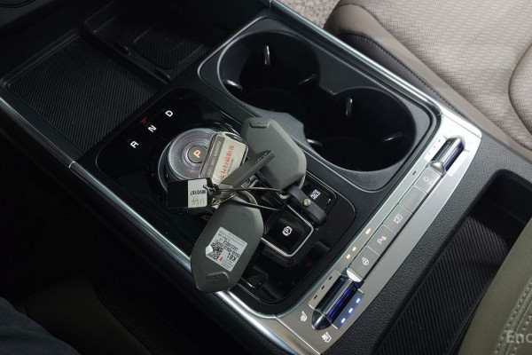 2024 Kia Carnival с пробегом 57 712 км