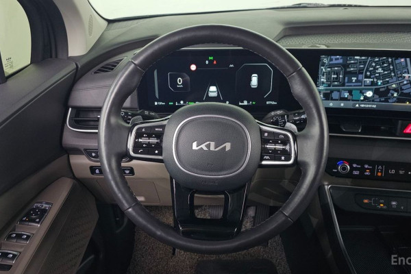 2024 Kia Carnival с пробегом 57 712 км