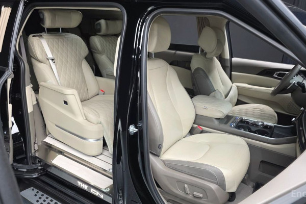 2024 Kia Carnival с пробегом 14 269 км