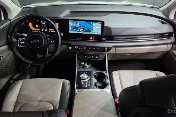 2024 Kia Carnival с пробегом 20 962 км