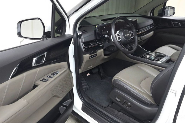 2024 Kia Carnival с пробегом 11 483 км