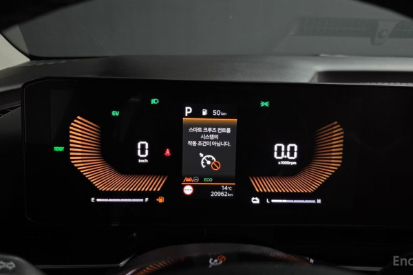 2024 Kia Carnival с пробегом 20 962 км