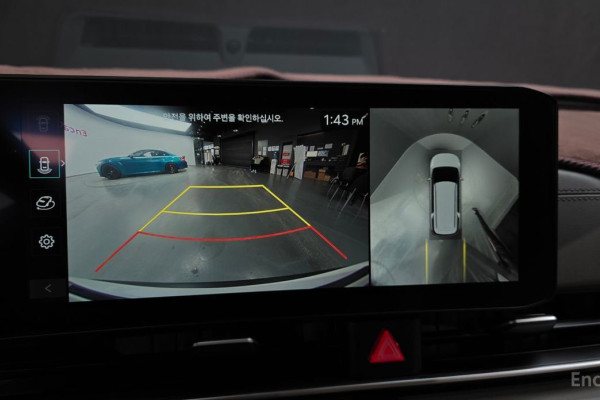 2025 Kia Carnival с пробегом 10 882 км