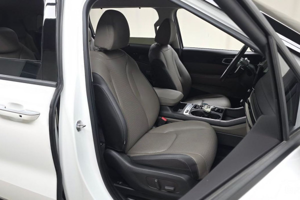 2024 Kia Carnival с пробегом 11 483 км