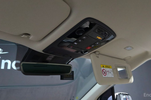 2025 Kia Carnival с пробегом 10 882 км