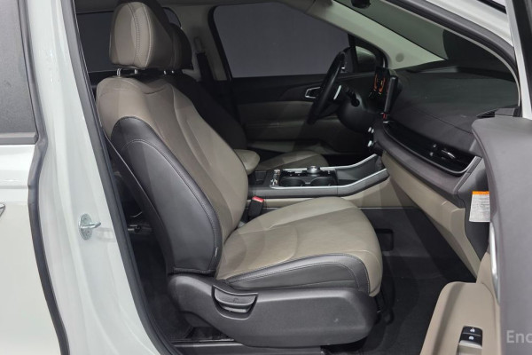 2024 Kia Carnival с пробегом 20 962 км