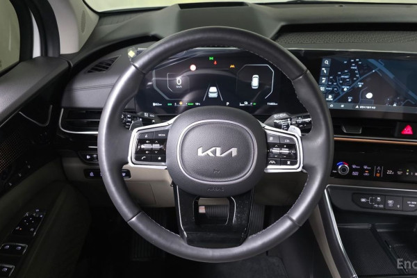 2024 Kia Carnival с пробегом 11 483 км