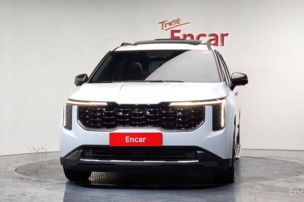 2025 Kia Carnival с пробегом 7 429 км