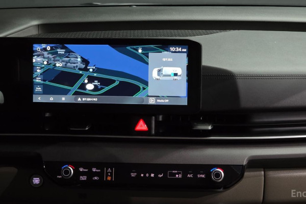 2024 Kia Carnival с пробегом 20 962 км