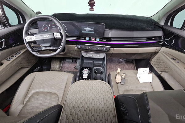 2025 Kia Carnival с пробегом 7 429 км