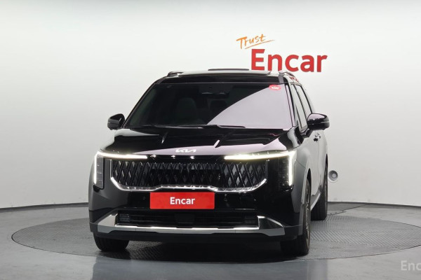 2025 Kia Carnival с пробегом 9 666 км