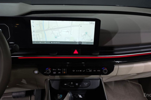 2024 Kia Carnival с пробегом 5 459 км