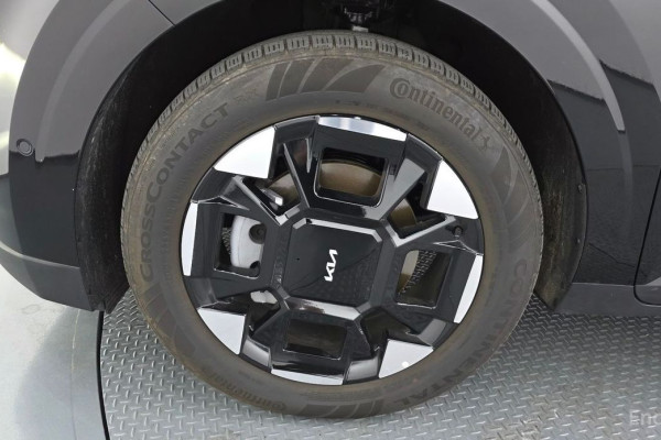 2025 Kia Carnival с пробегом 9 666 км