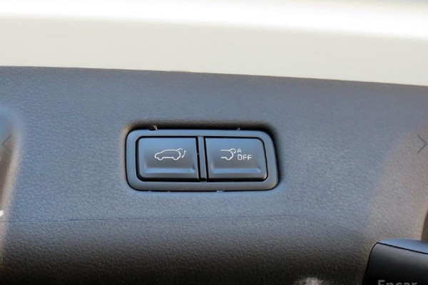 2024 Kia Carnival с пробегом 6 757 км