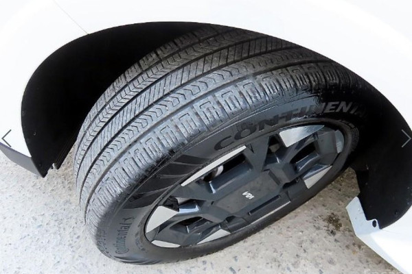 2024 Kia Carnival с пробегом 6 757 км