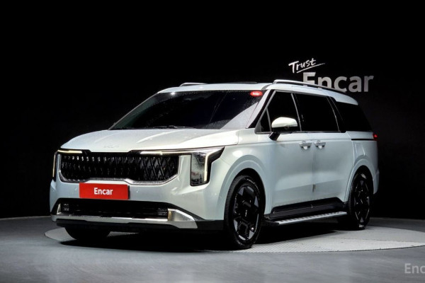 2024 Kia Carnival с пробегом 24 275 км