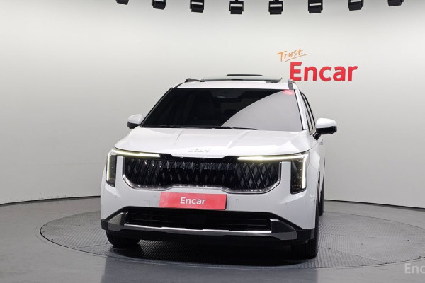 2025 Kia Carnival с пробегом 21 738 км