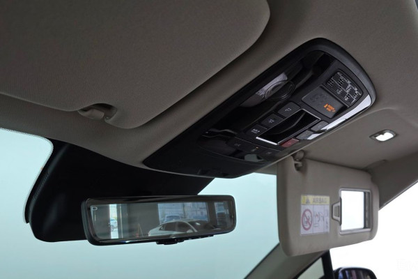 2025 Kia Carnival с пробегом 9 666 км