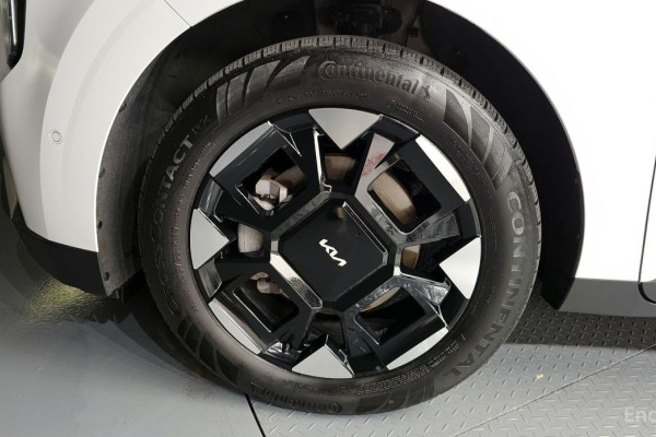 2024 Kia Carnival с пробегом 42 136 км