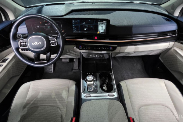2024 Kia Carnival с пробегом 24 275 км
