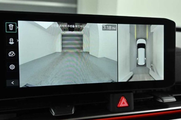 2024 Kia Carnival с пробегом 12 400 км