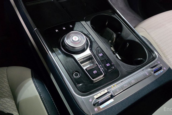 2024 Kia Carnival с пробегом 24 275 км