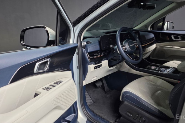 2024 Kia Carnival с пробегом 24 275 км