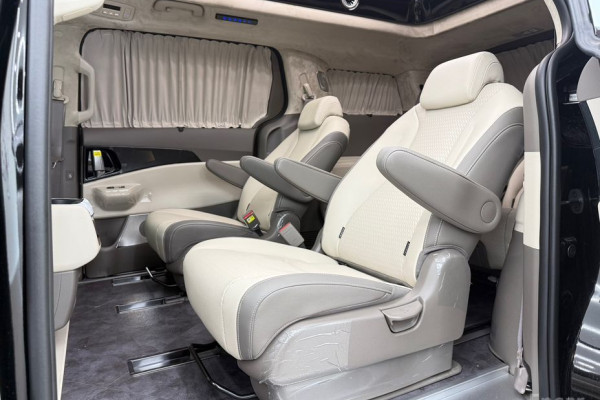 2026 Kia Carnival с пробегом 16 км