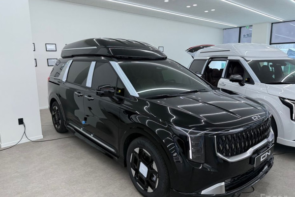 2026 Kia Carnival с пробегом 16 км