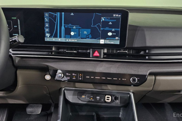 2025 Kia Carnival с пробегом 21 738 км