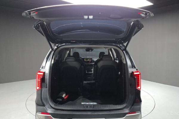 2024 Kia Carnival с пробегом 45 361 км