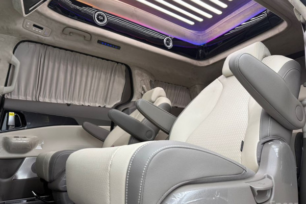 2026 Kia Carnival с пробегом 16 км