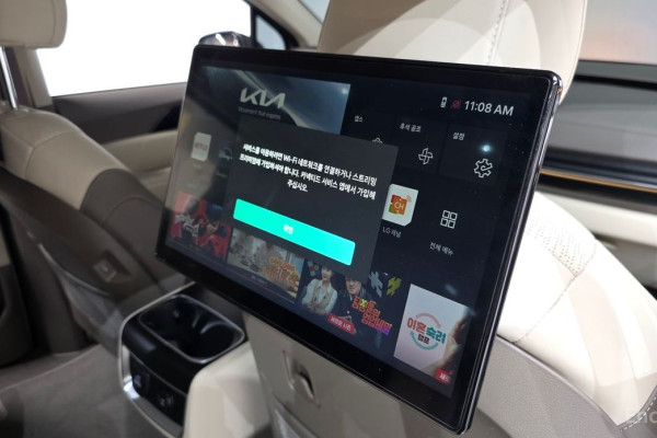 2025 Kia Carnival с пробегом 13 264 км