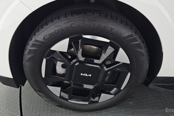 2025 Kia Carnival с пробегом 13 034 км