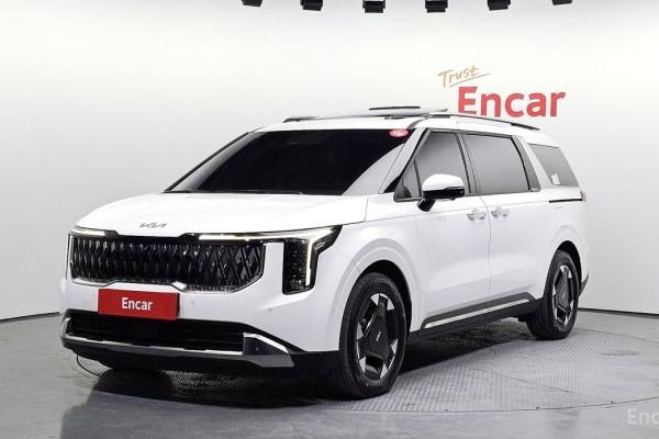 2024 Kia Carnival с пробегом 25 762 км
