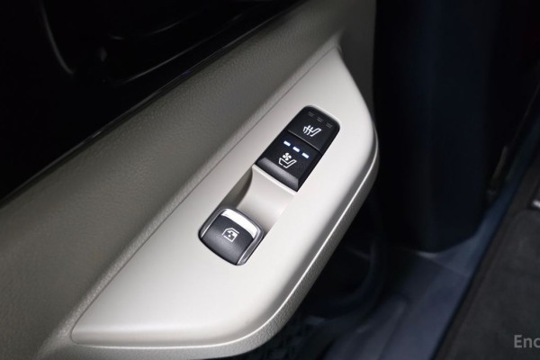 2024 Kia Carnival с пробегом 24 275 км