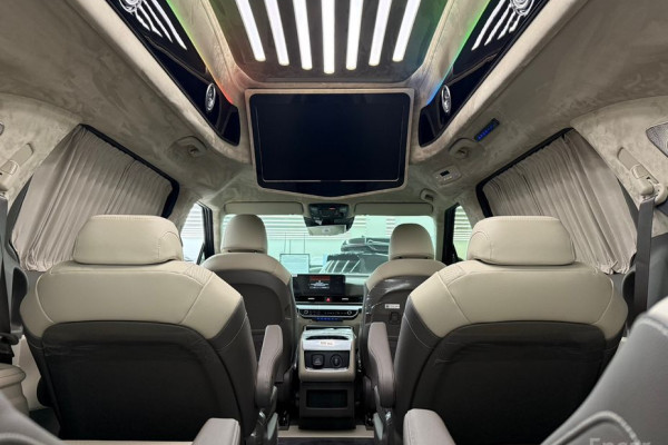 2026 Kia Carnival с пробегом 16 км