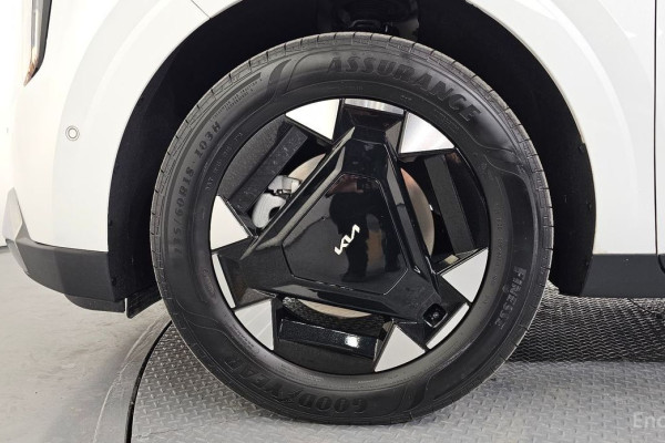 2024 Kia Carnival с пробегом 25 762 км