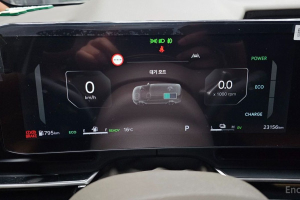 2024 Kia Carnival с пробегом 23 500 км