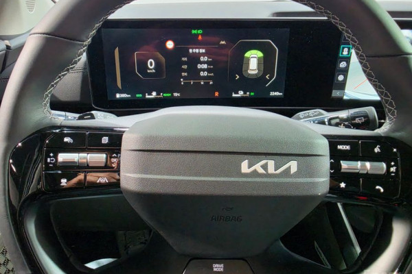 2026 Kia Carnival с пробегом 2 200 км