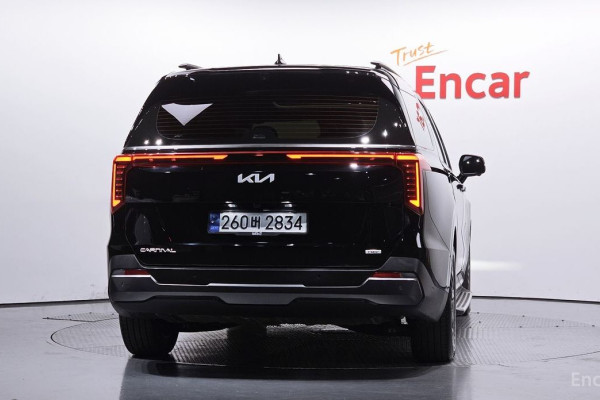2024 Kia Carnival с пробегом 26 862 км