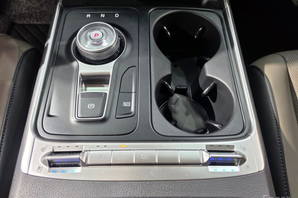 2026 Kia Carnival с пробегом 2 200 км