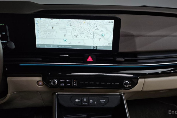 2025 Kia Carnival с пробегом 13 034 км