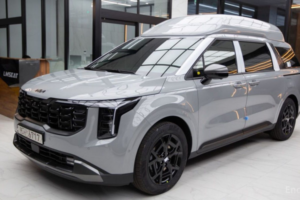 2026 Kia Carnival с пробегом 25 км