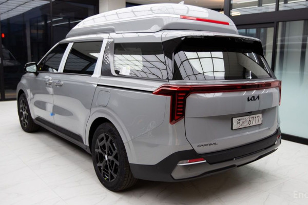 2026 Kia Carnival с пробегом 25 км