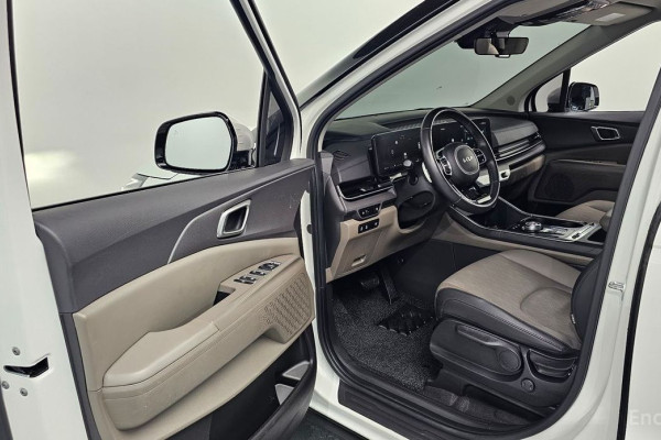 2024 Kia Carnival с пробегом 33 347 км