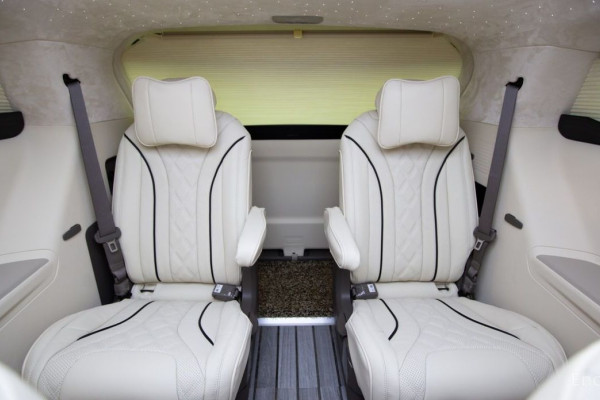 2026 Kia Carnival с пробегом 25 км