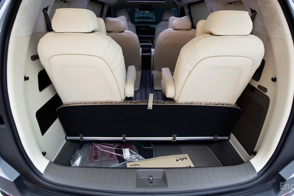 2026 Kia Carnival с пробегом 25 км