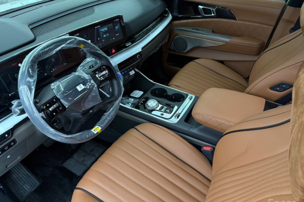 2026 Kia Carnival с пробегом 31 км